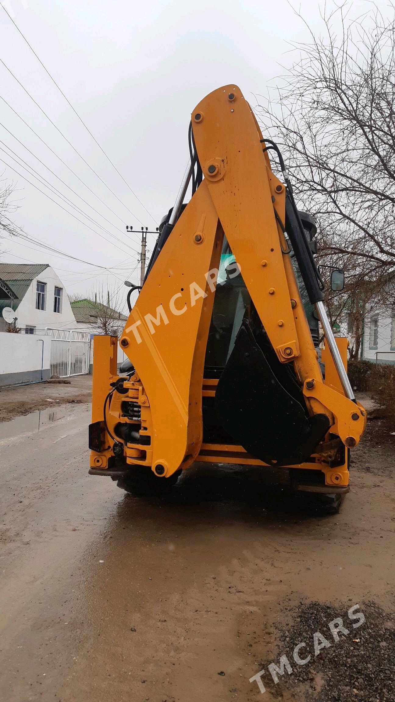 JCB 4CX ECO 2007 - 590 000 TMT - Aşgabat - img 5