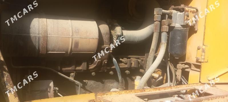 Komatsu GD655-5 2003 - 300 000 TMT - Чоганлы - img 8