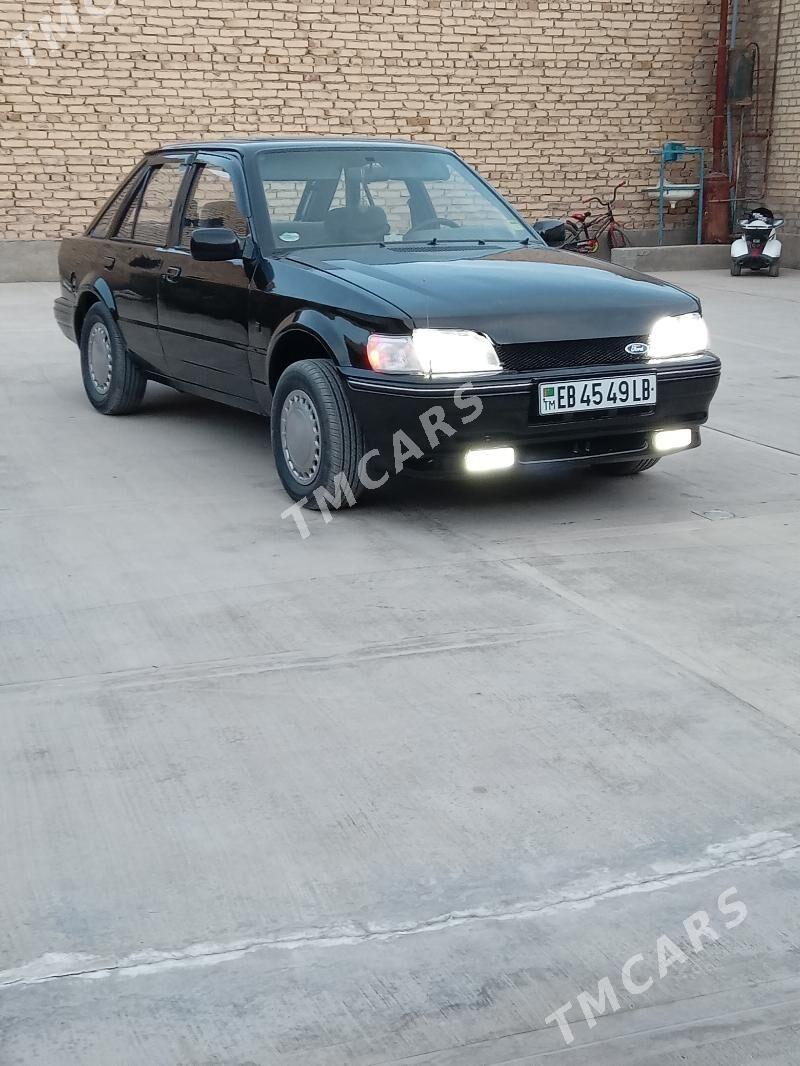 Ford Escort 1995 - 40 000 TMT - Фарап - img 2