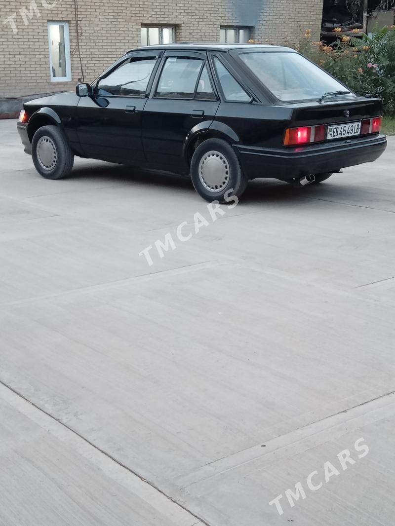 Ford Escort 1995 - 40 000 TMT - Фарап - img 3