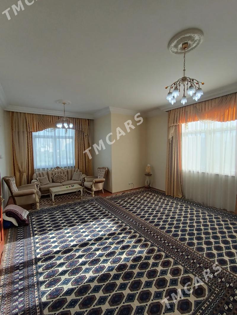 Продам Элитку Молланепес 4 ком - Aşgabat - img 8