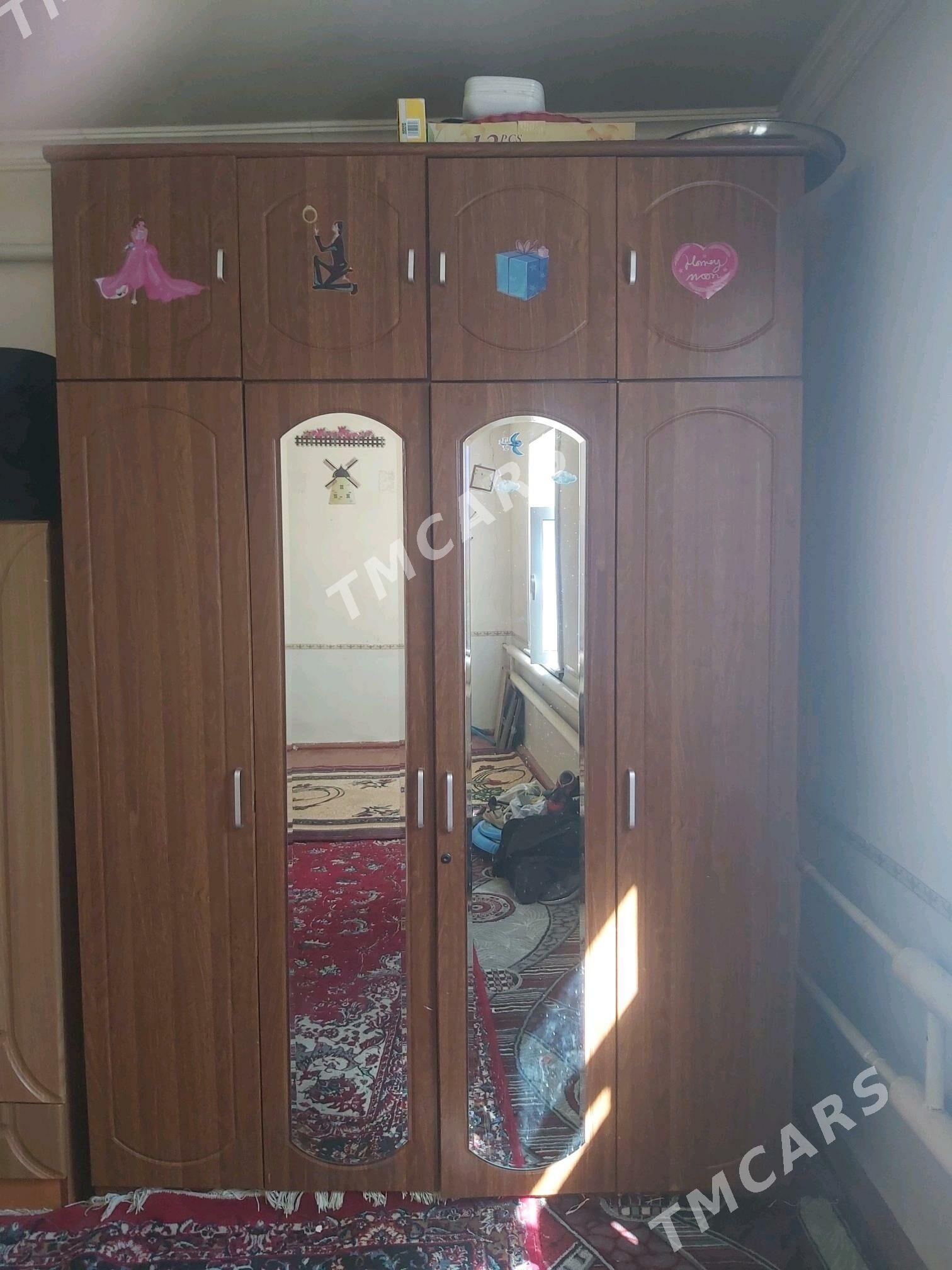Satlyk mebiller - Çärjew - img 2