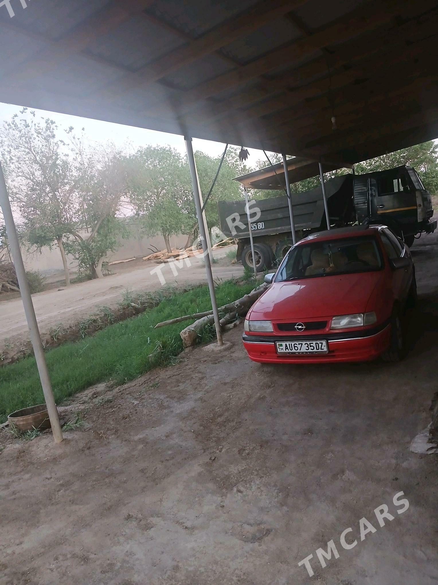 Opel Vectra 1994 - 46 000 TMT - Акдепе - img 3