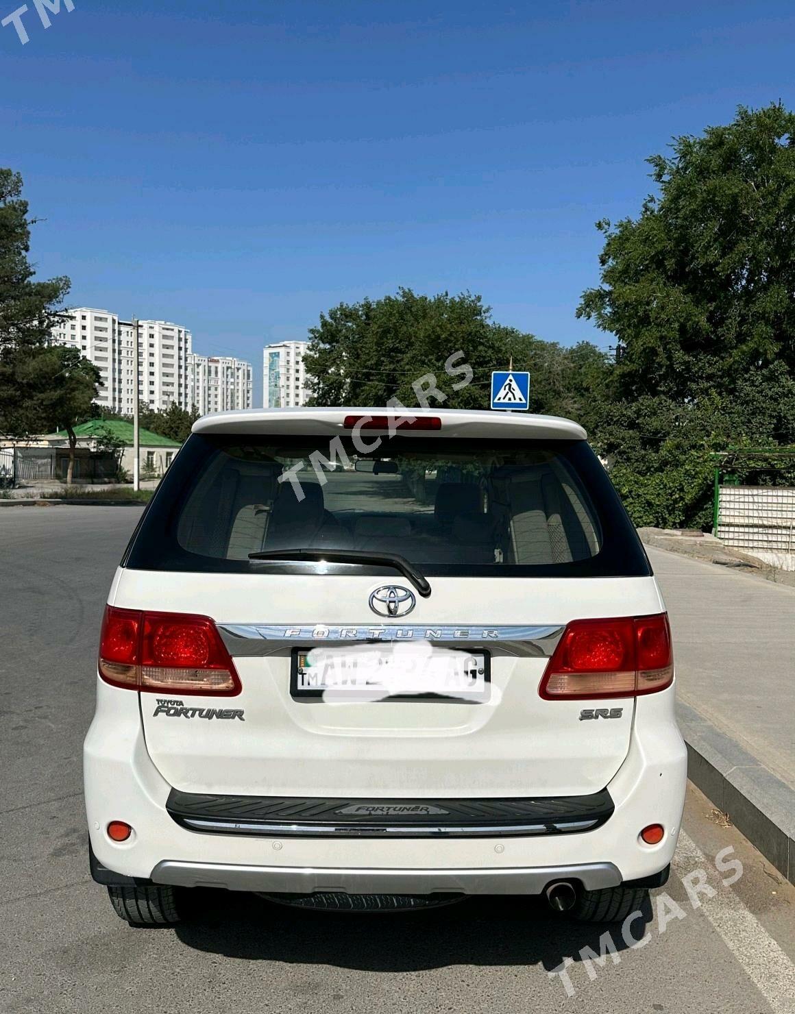 Toyota Fortuner 2008 - 199 000 TMT - Ашхабад - img 4