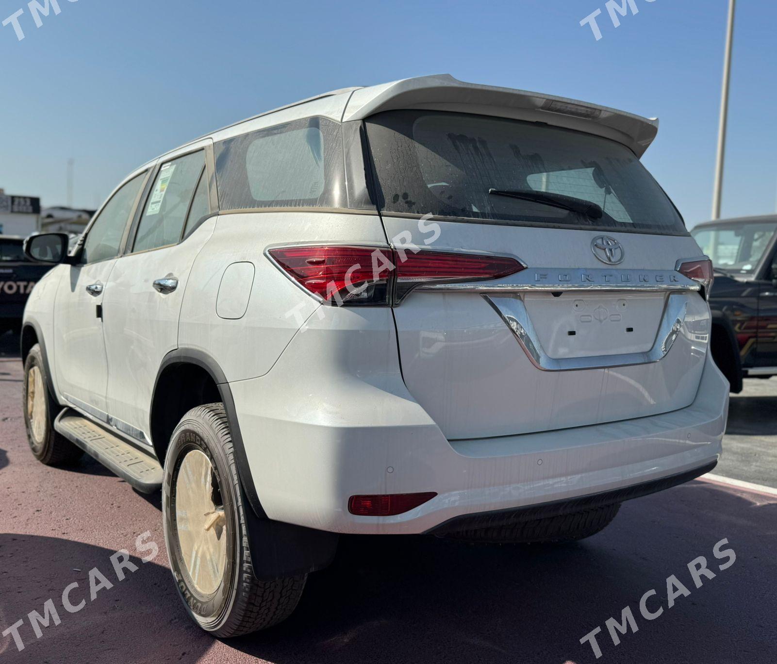 Toyota Fortuner 2025 - 687 687 TMT - Ашхабад - img 2