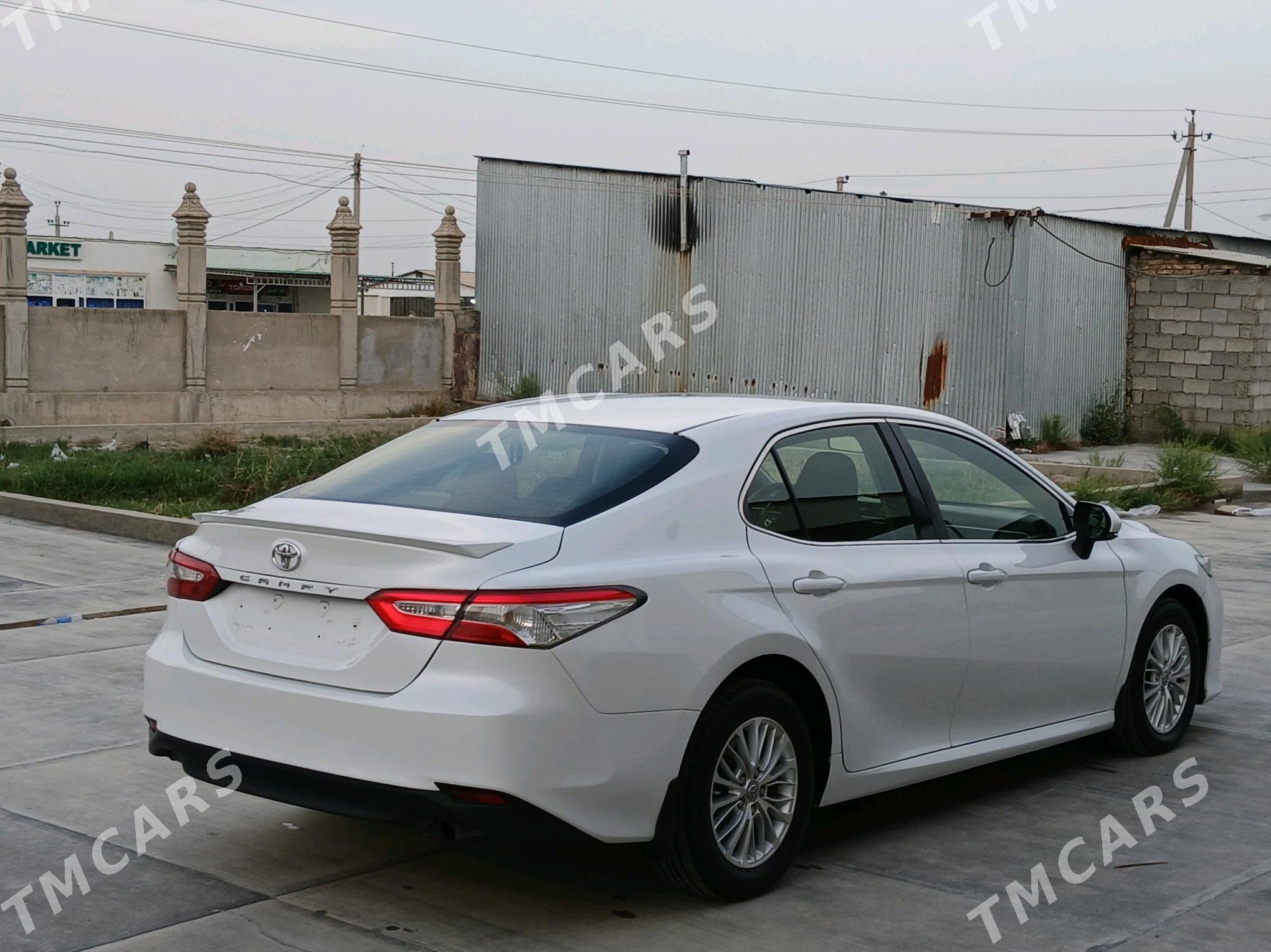Toyota Camry 2018 - 260 000 TMT - Gökdepe - img 3