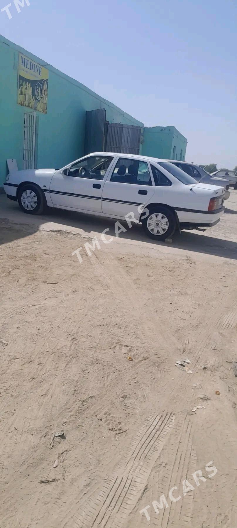 Opel Vectra 1988 - 40 000 TMT - Baýramaly - img 3