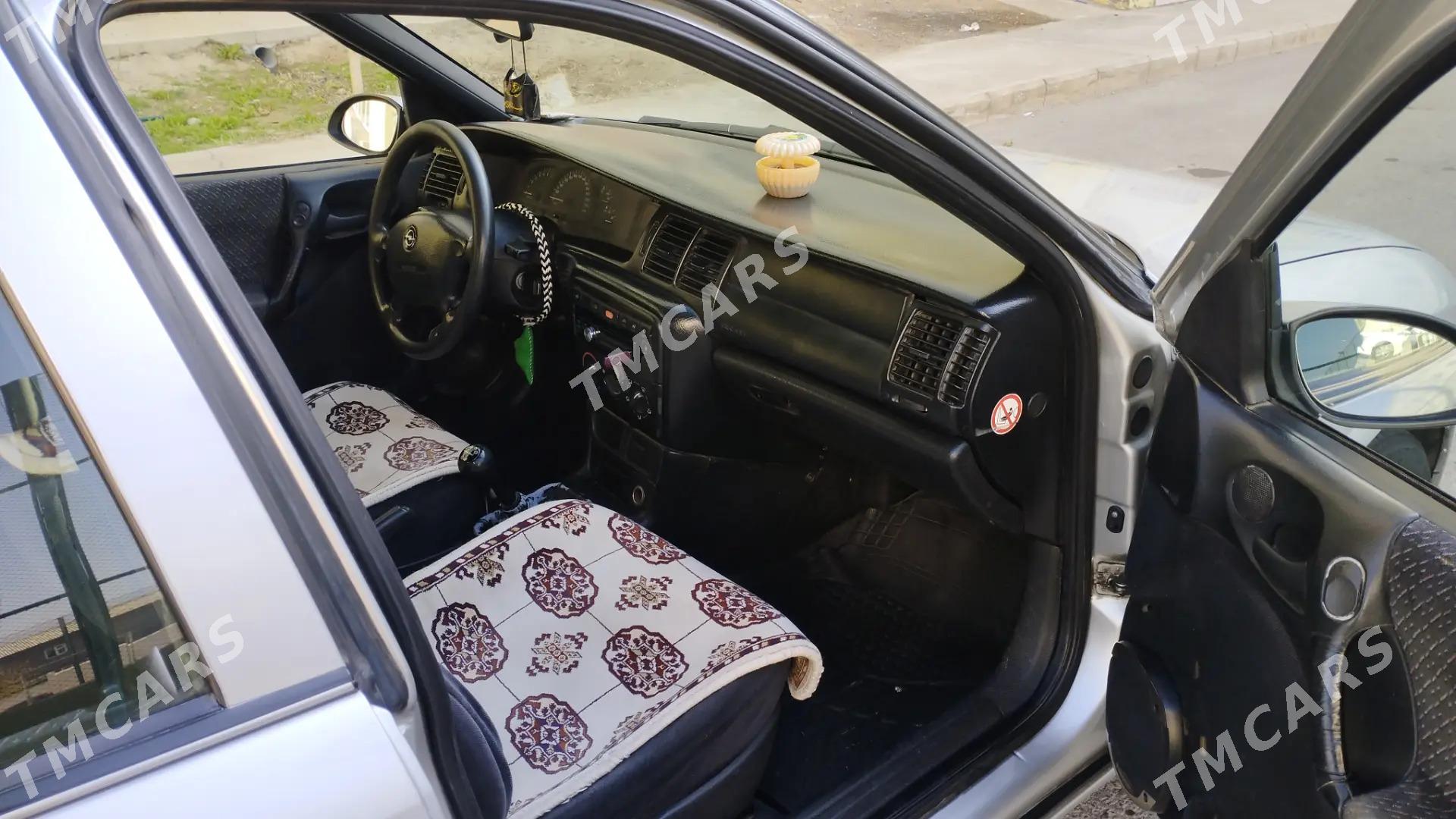 Opel Vectra 1997 - 70 000 TMT - Mary - img 4