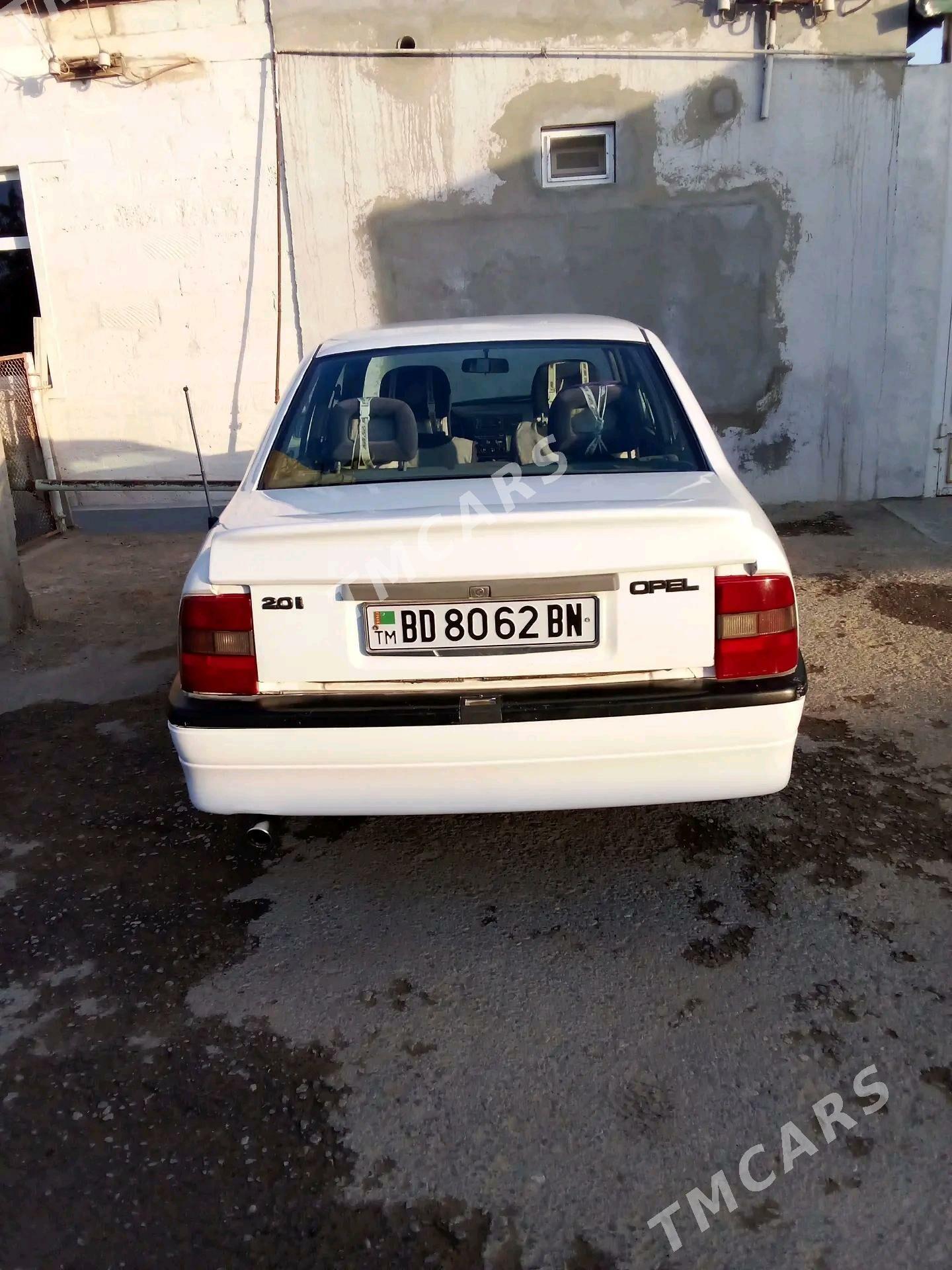 Opel Vectra 1990 - 36 000 TMT - Гызыларбат - img 4