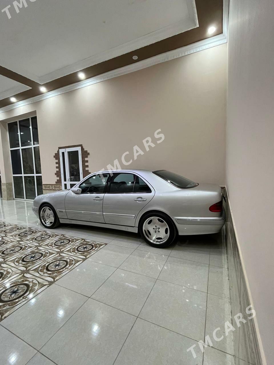 Mercedes-Benz E320 2001 - 300 000 TMT - Туркменабат - img 2
