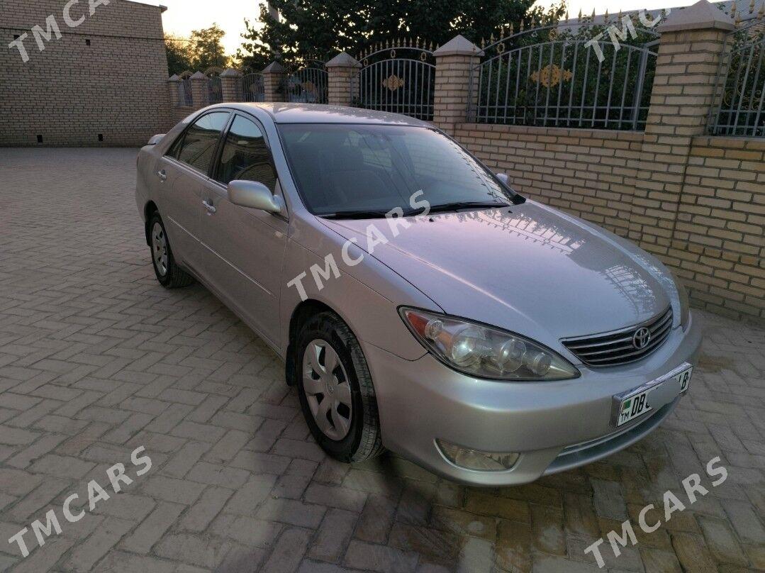 Toyota Camry 2005 - 165 000 TMT - Халач - img 8
