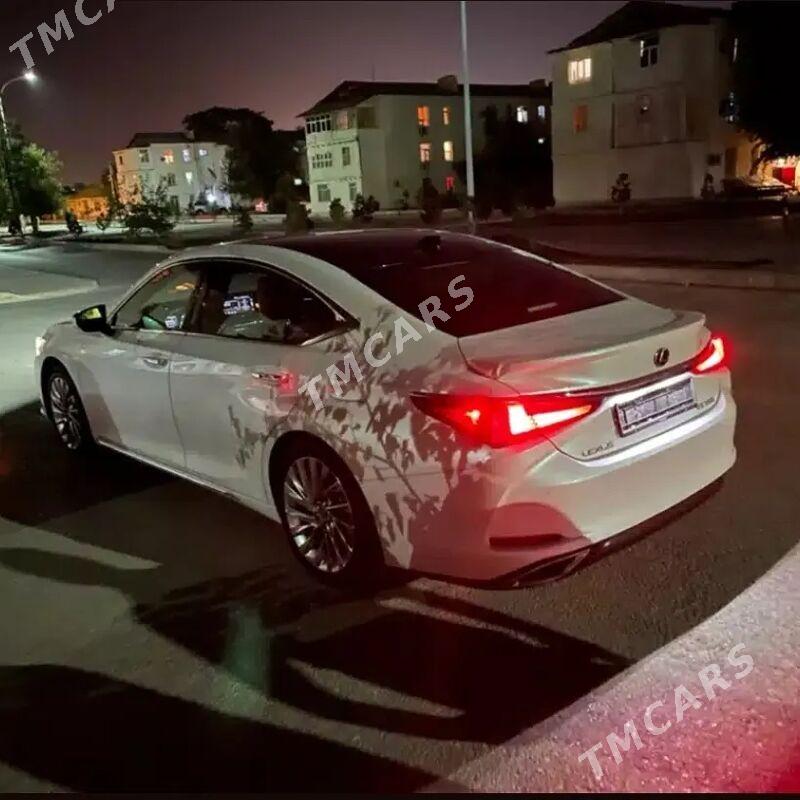 Lexus ES 350 2019 - 666 000 TMT - 30 мкр - img 3