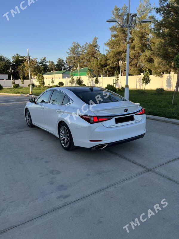 Lexus ES 350 2019 - 666 000 TMT - 30 мкр - img 4
