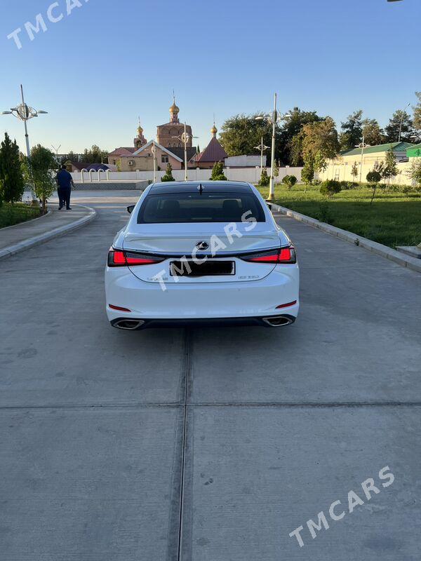 Lexus ES 350 2019 - 666 000 TMT - 30 мкр - img 8