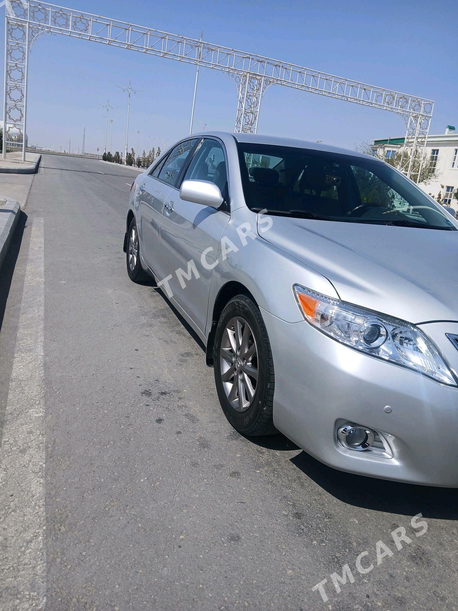 Toyota Camry 2010 - 222 000 TMT - Балканабат - img 2