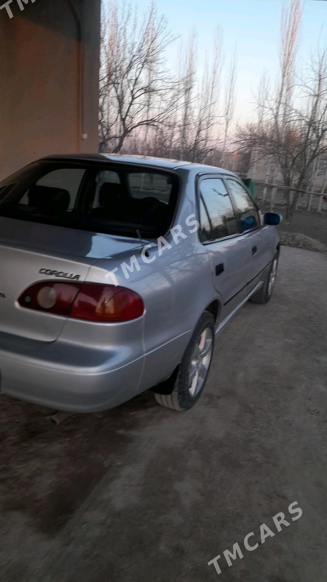 Toyota Corolla 2001 - 110 000 TMT - Акдепе - img 2