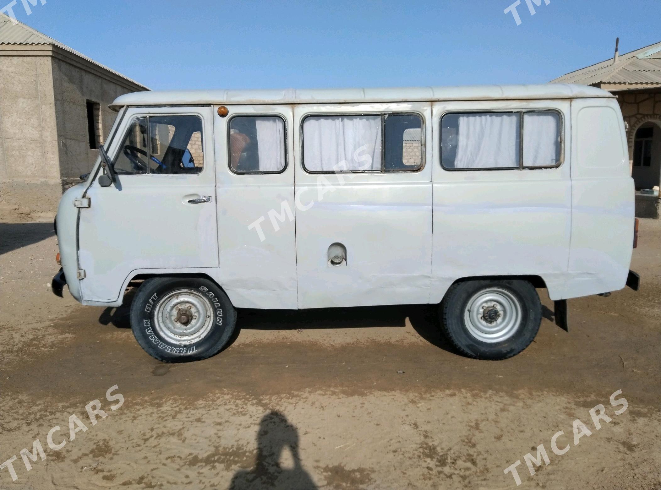 UAZ Profi 2000 - 30 000 TMT - Эсенгулы - img 4