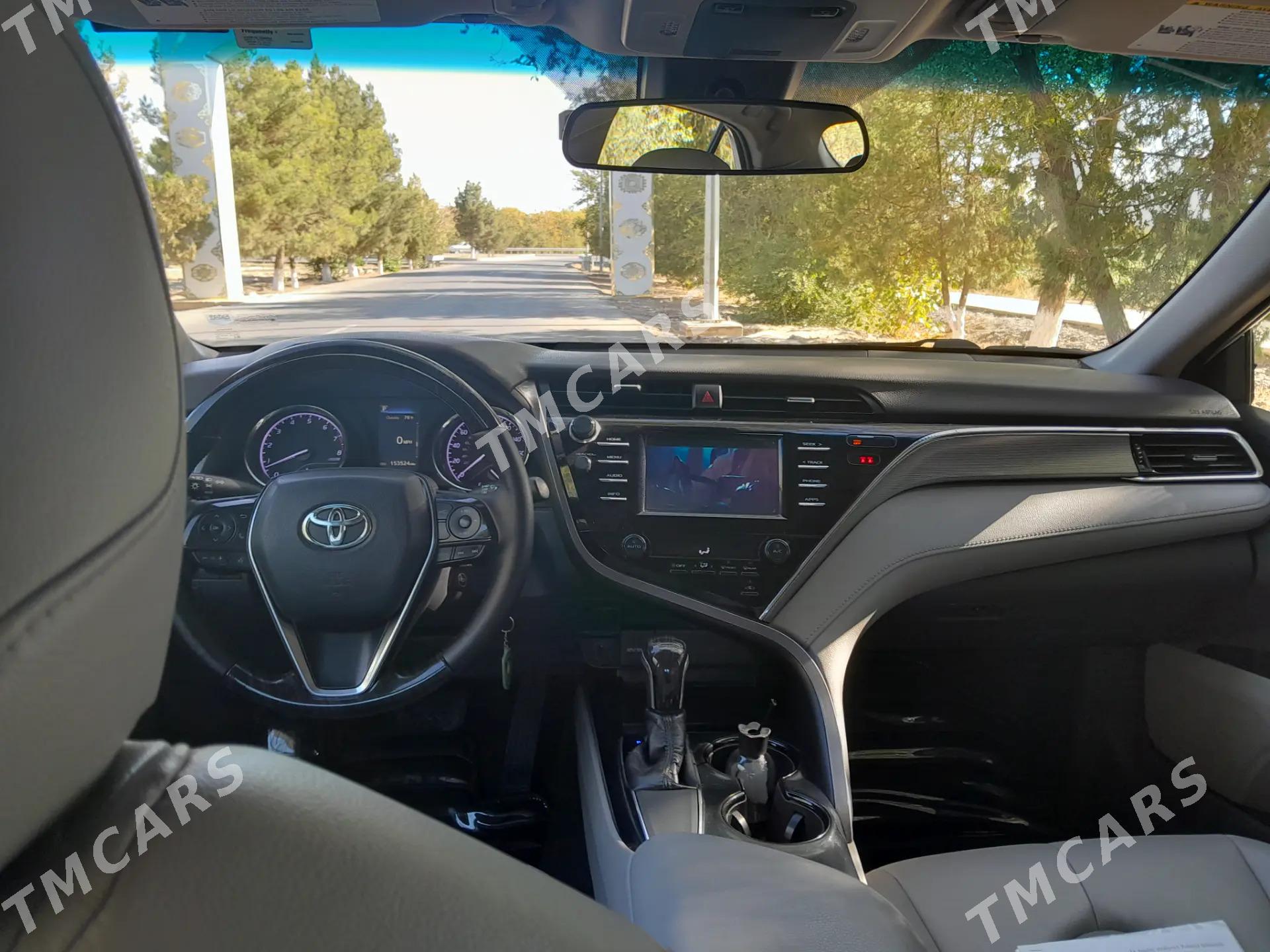 Toyota Camry 2018 - 270 000 TMT - Aşgabat - img 6
