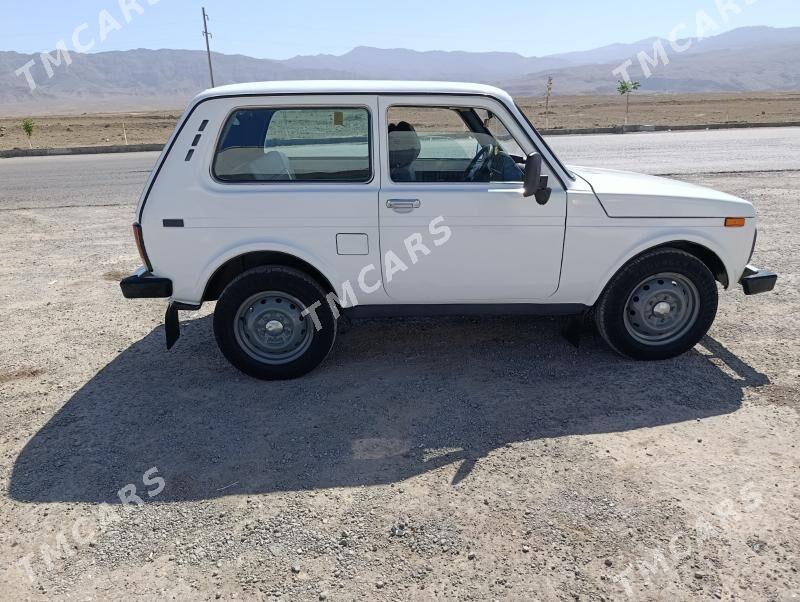Lada Niva 2002 - 65 000 TMT - Magtymguly - img 9