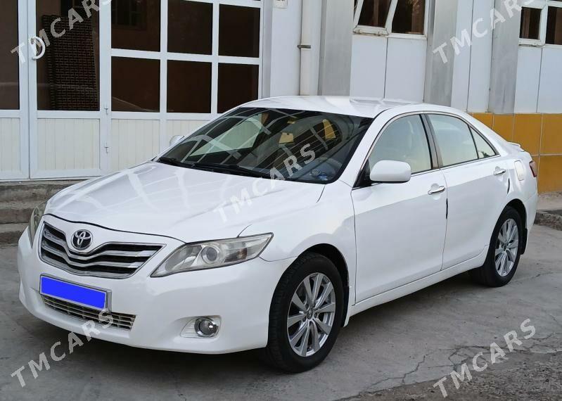 Toyota Camry 2010 - 155 000 TMT - Шабатский этрап - img 3