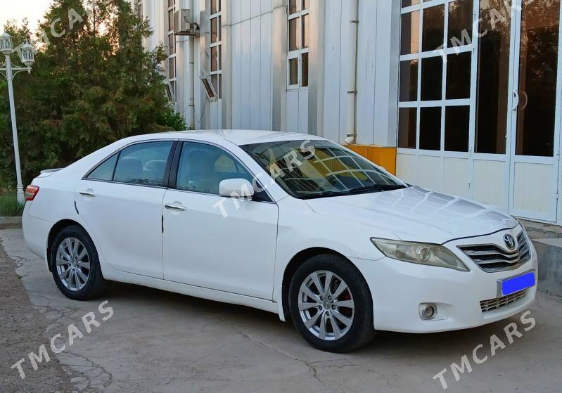 Toyota Camry 2010 - 155 000 TMT - Шабатский этрап - img 4