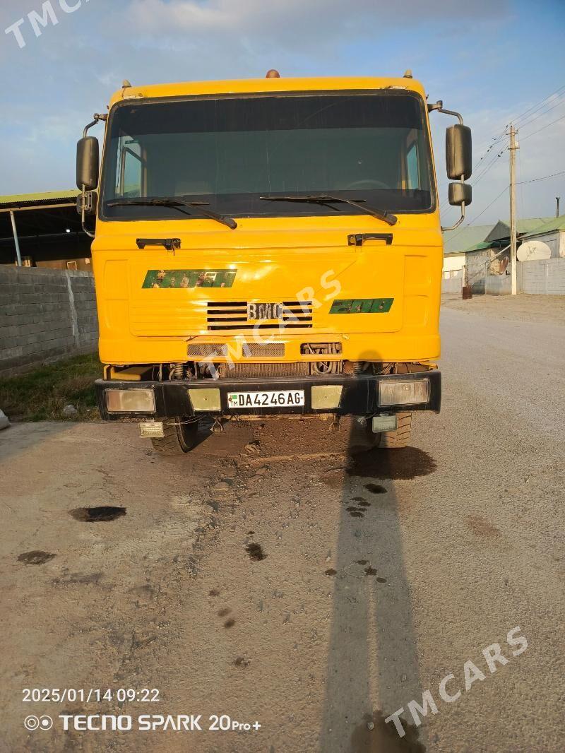 Howo Sinotruk 2012 - 350 000 TMT - Büzmeýin - img 3