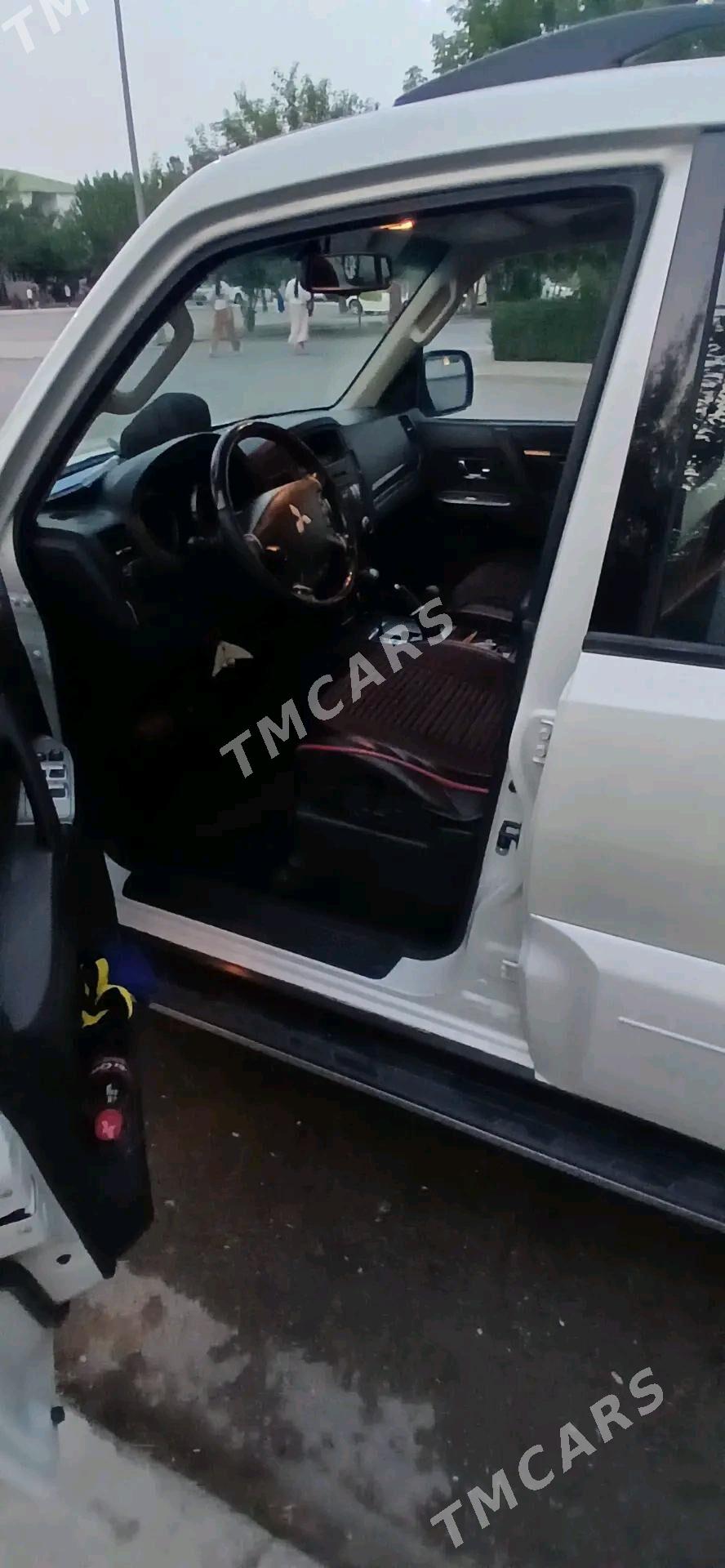 Mitsubishi Pajero 2013 - 265 000 TMT - Ашхабад - img 6