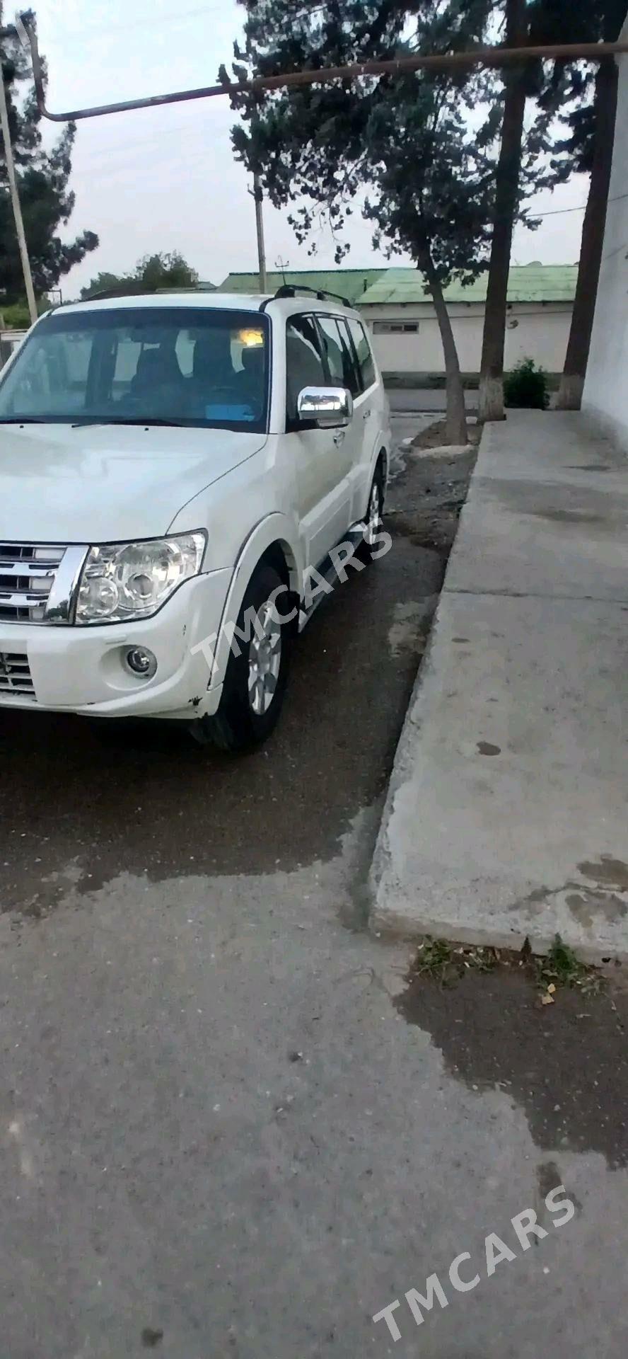 Mitsubishi Pajero 2013 - 265 000 TMT - Ашхабад - img 4