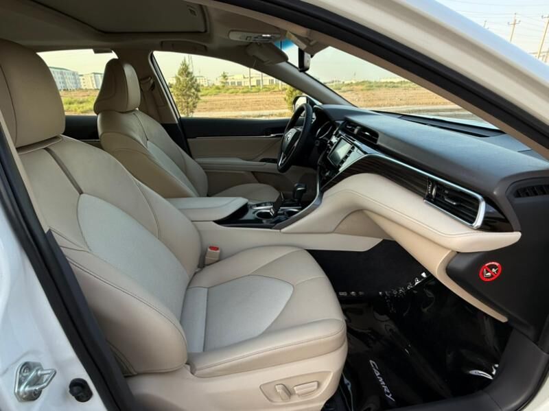 Toyota Camry 2018 - 410 000 TMT - Aşgabat - img 9