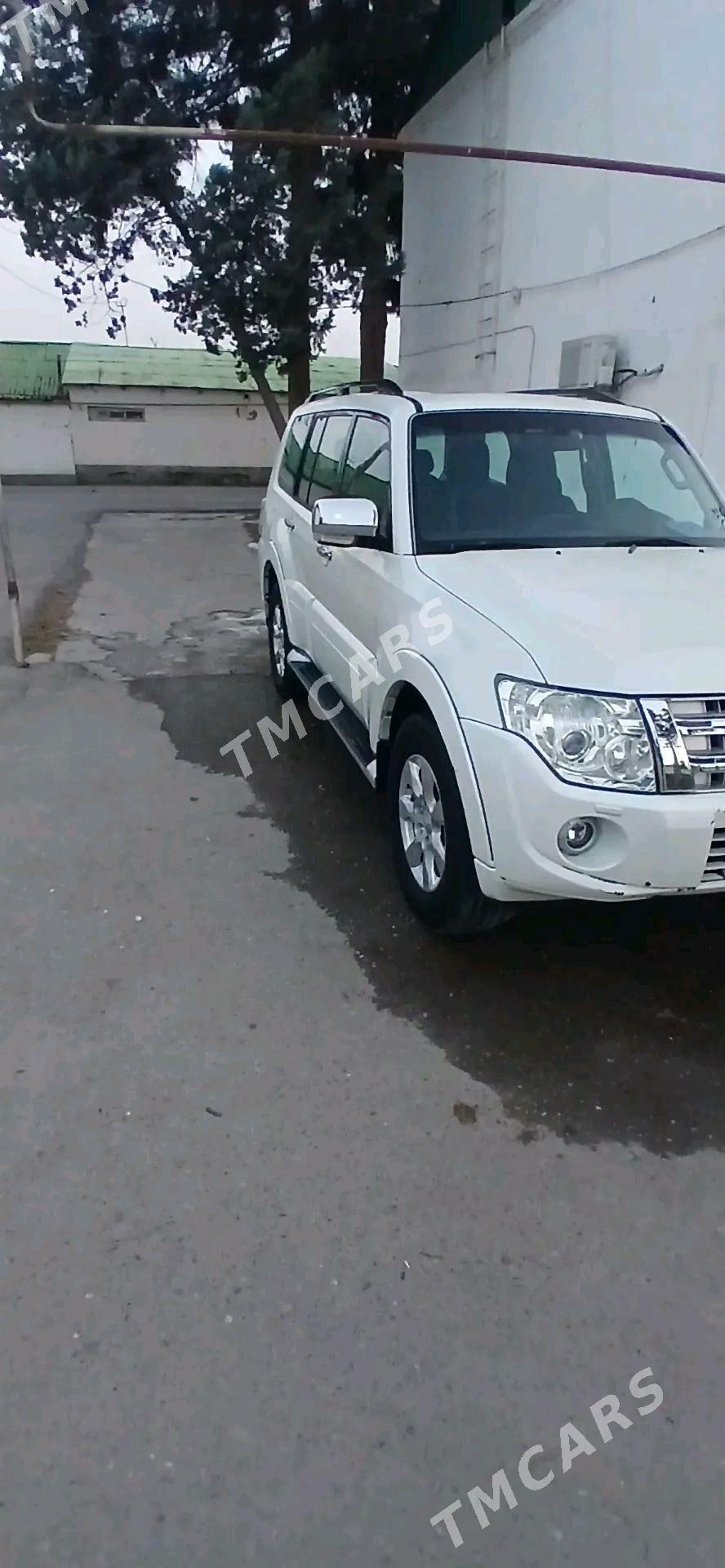 Mitsubishi Pajero 2013 - 265 000 TMT - Ашхабад - img 9