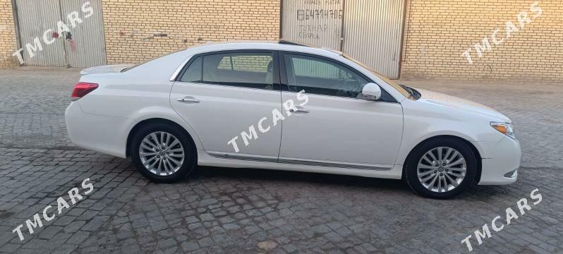 Toyota Avalon 2011 - 240 000 TMT - Байрамали - img 2