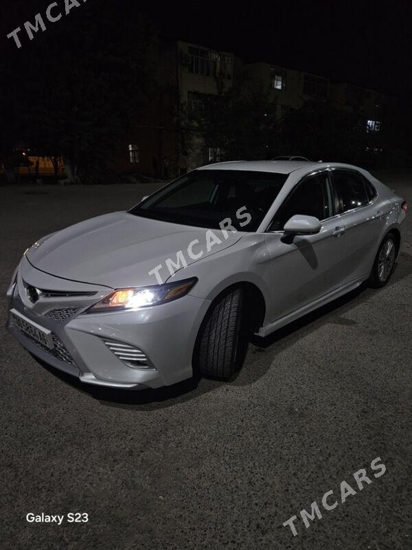 Toyota Camry 2019 - 320 000 TMT - Aşgabat - img 2