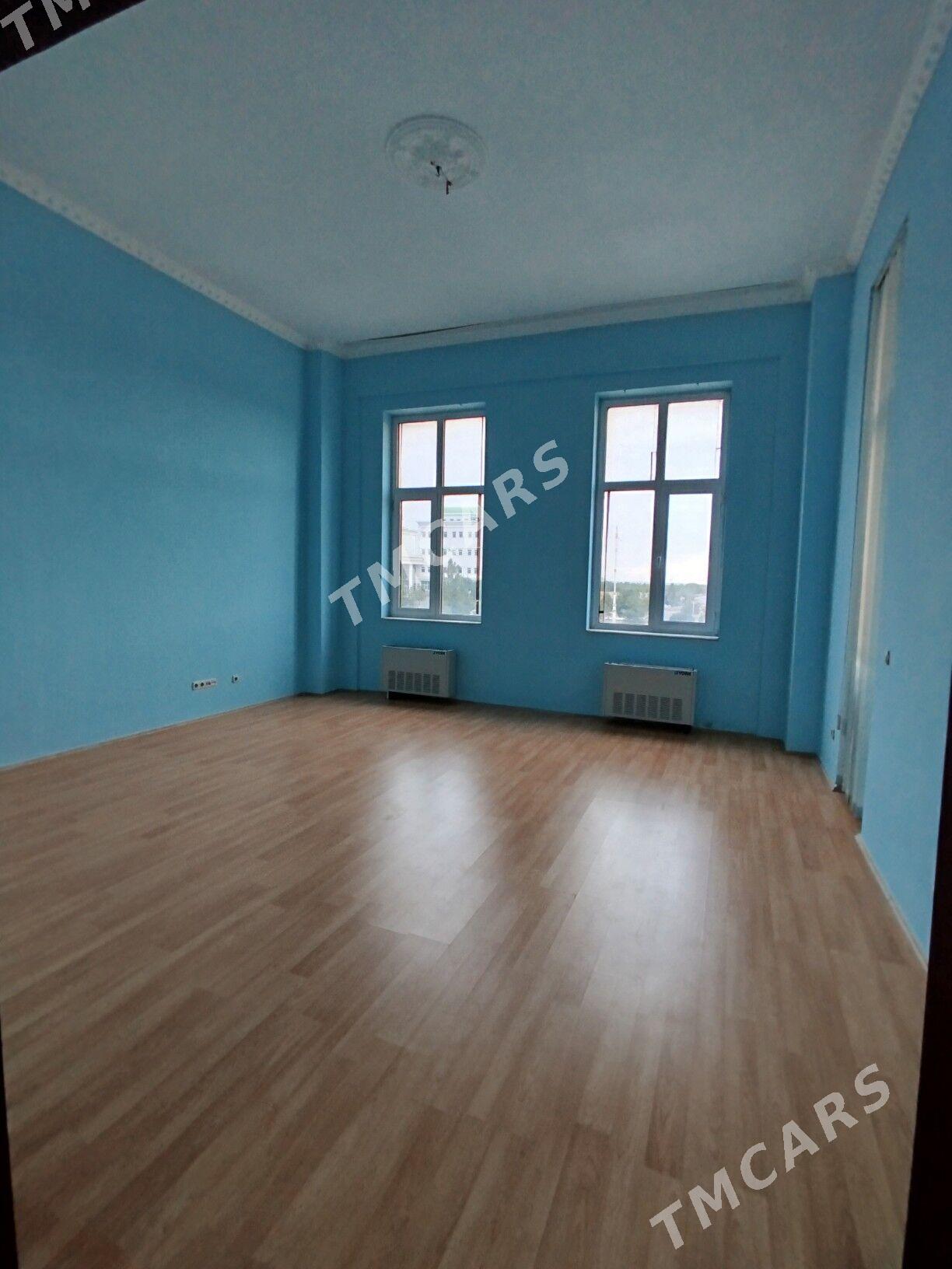 Гоголя 3ком.2эт.125м2. - Aşgabat - img 2