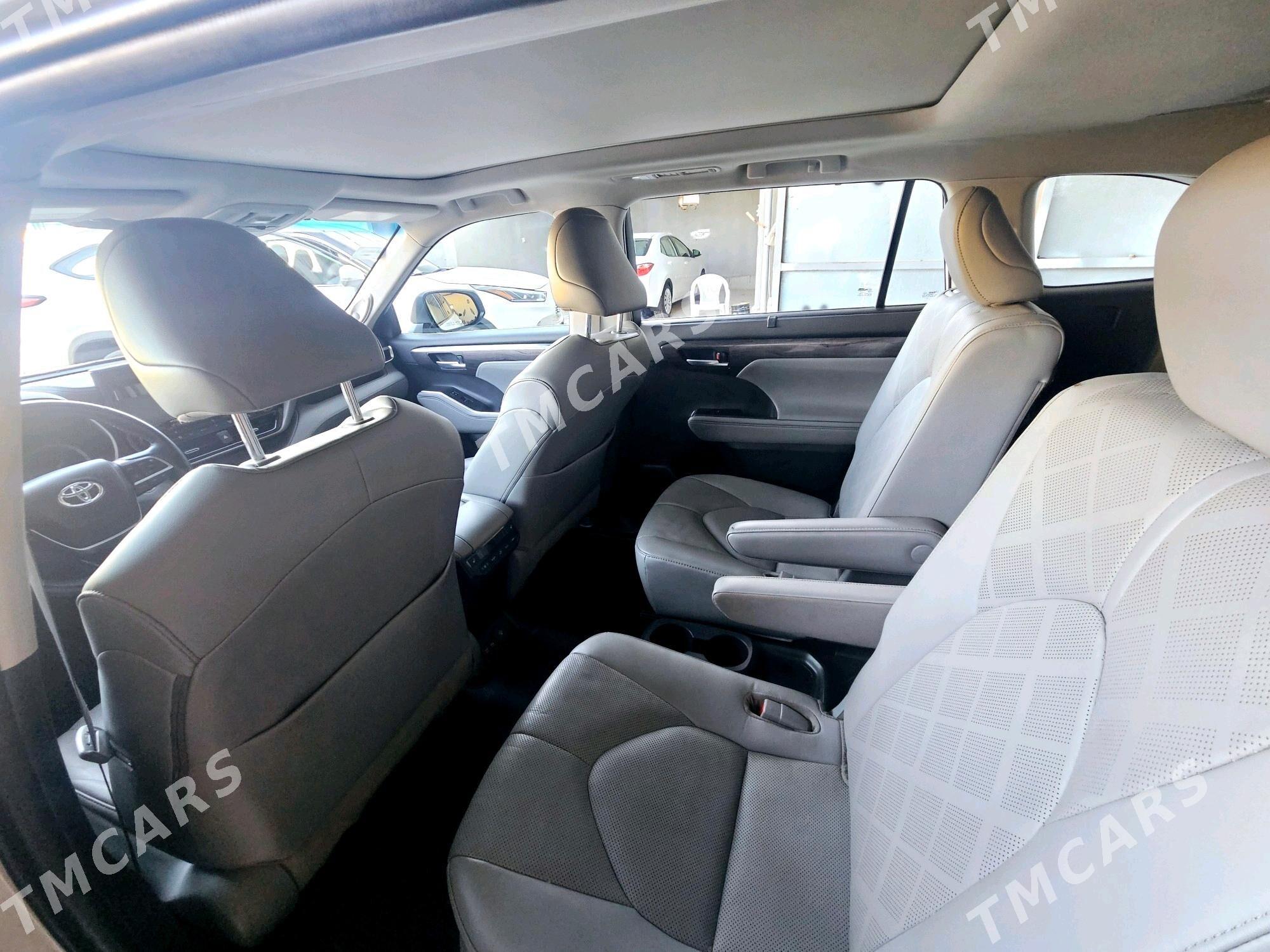 Toyota Highlander 2021 - 660 000 TMT - Мары - img 4