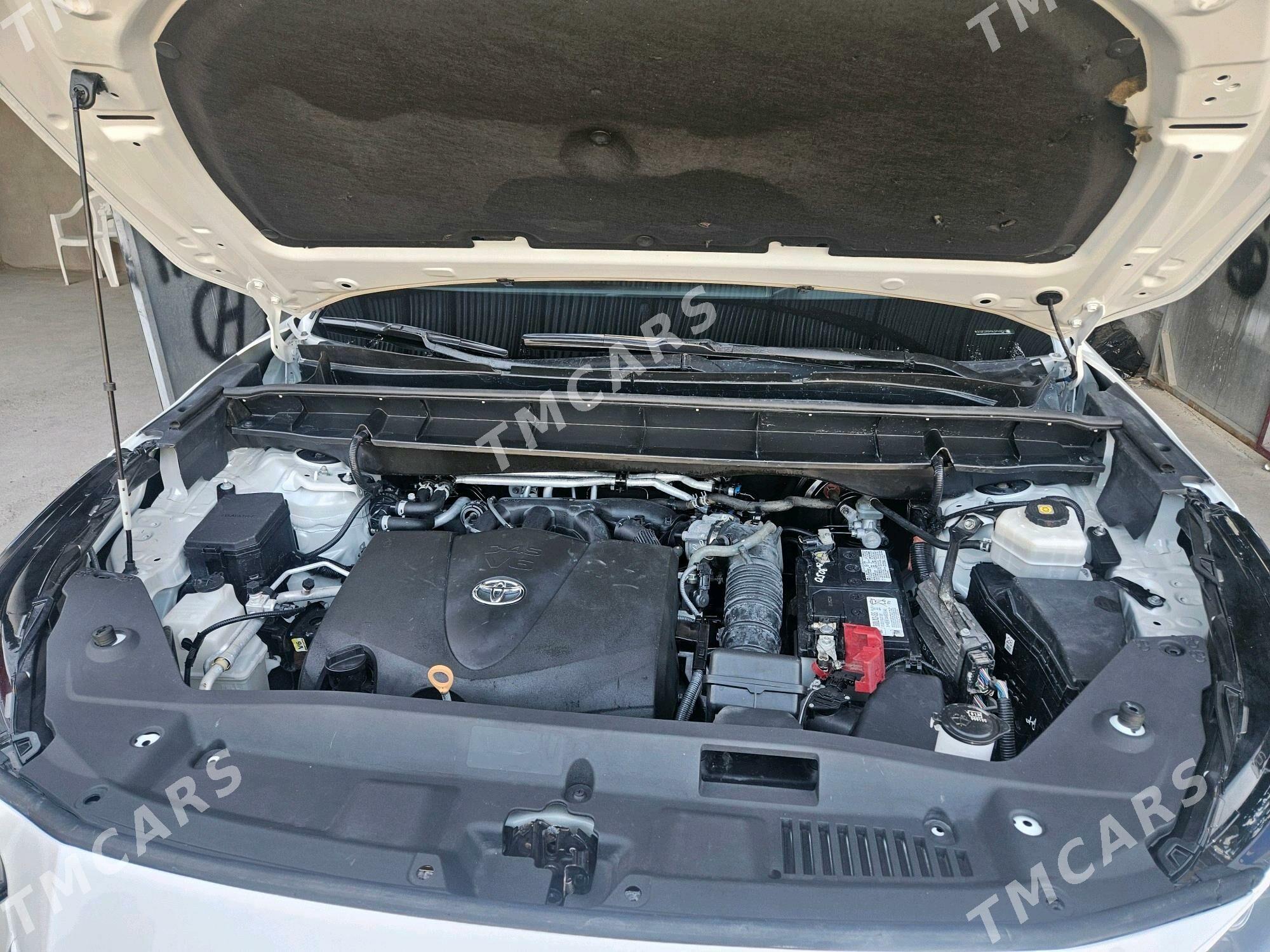 Toyota Highlander 2021 - 660 000 TMT - Мары - img 3
