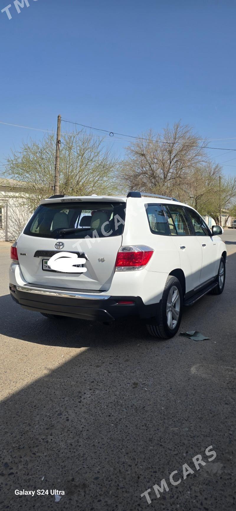 Toyota Highlander 2010 - 300 000 TMT - Ёлётен - img 3