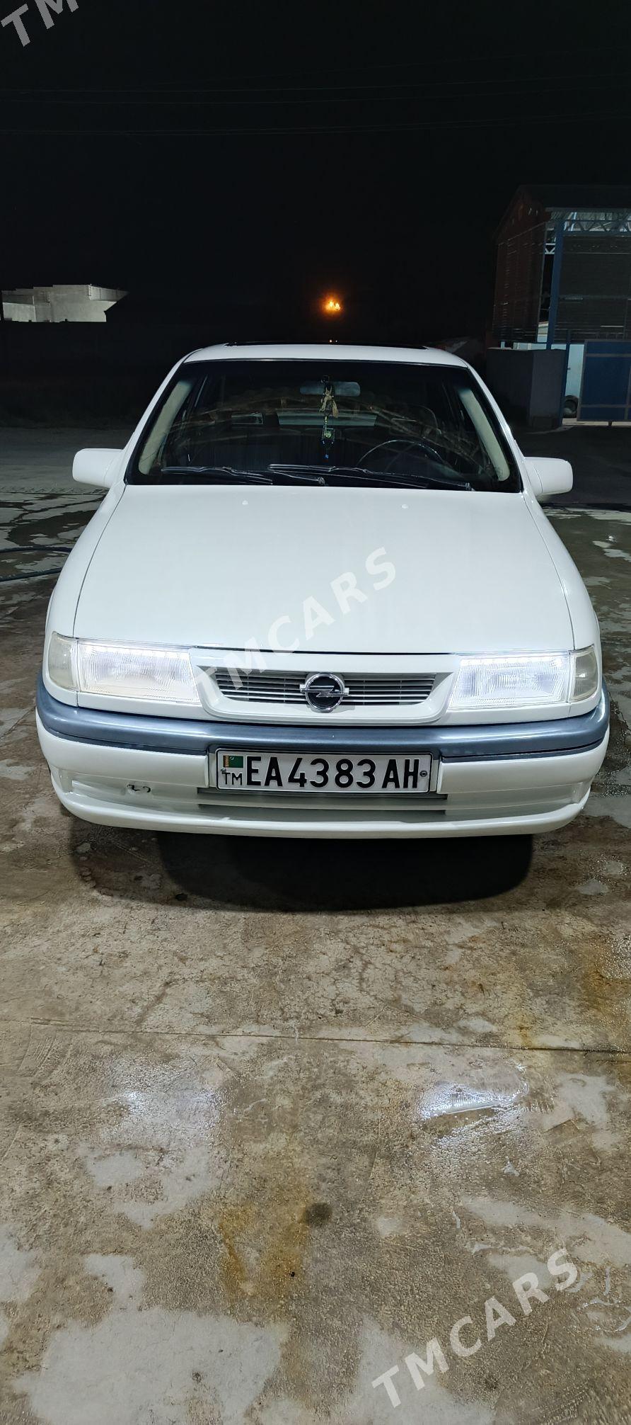 Opel Vectra 1992 - 48 000 TMT - Бахарден - img 3