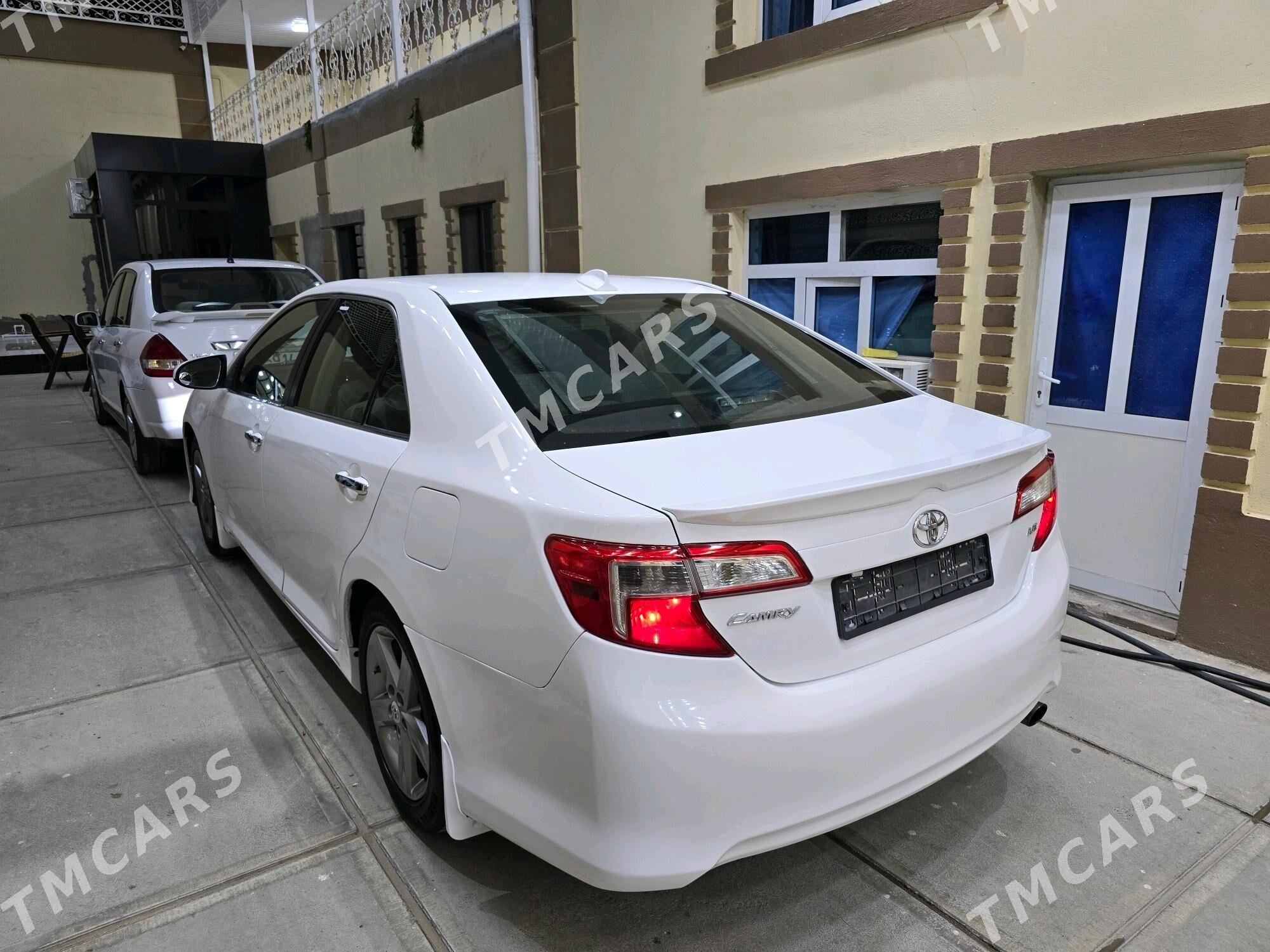 Toyota Camry 2013 - 239 000 TMT - Чоганлы - img 3