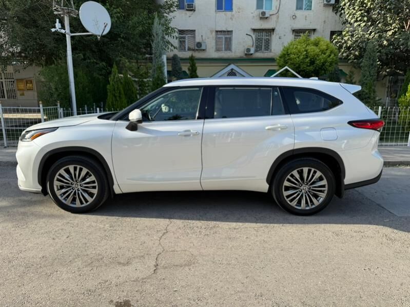 Toyota Highlander 2021 - 748 000 TMT - Aşgabat - img 5