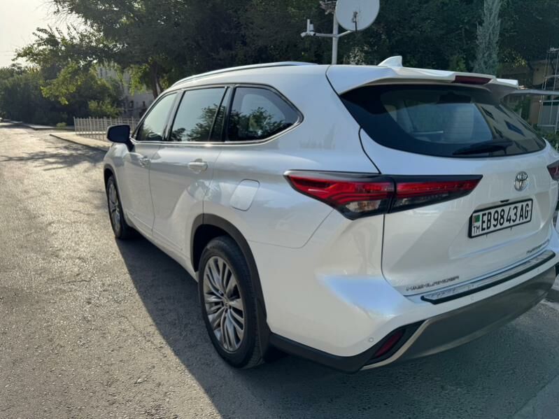 Toyota Highlander 2021 - 748 000 TMT - Aşgabat - img 3