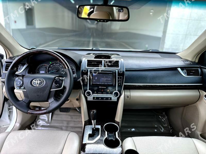 Toyota Camry 2012 - 270 000 TMT - Херрикгала - img 2