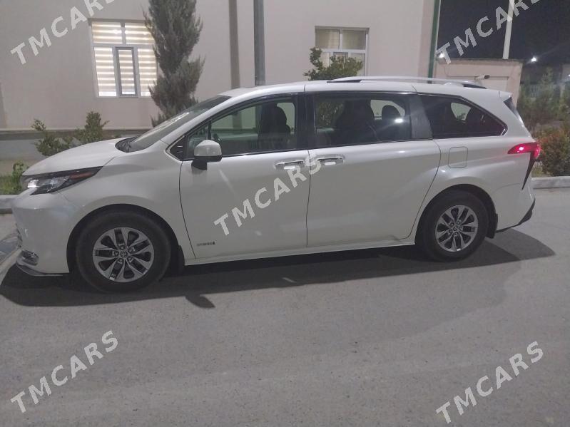 Toyota Sienna 2020 - 590 000 TMT - Ашхабад - img 4