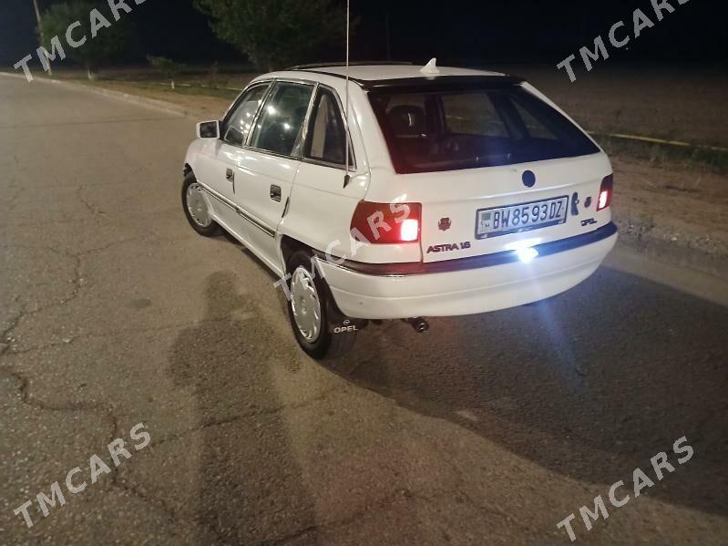 Opel Astra 1992 - 28 000 TMT - Daşoguz - img 3