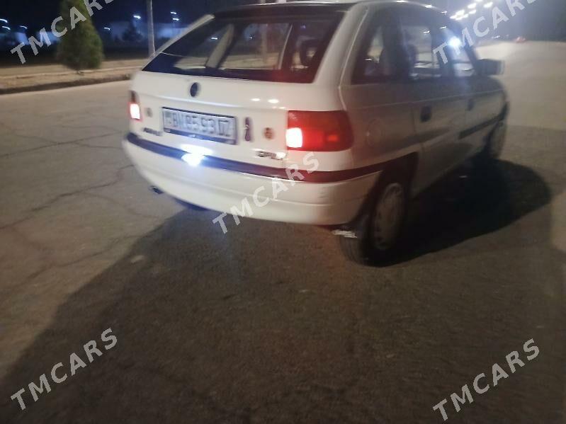Opel Astra 1992 - 28 000 TMT - Daşoguz - img 4