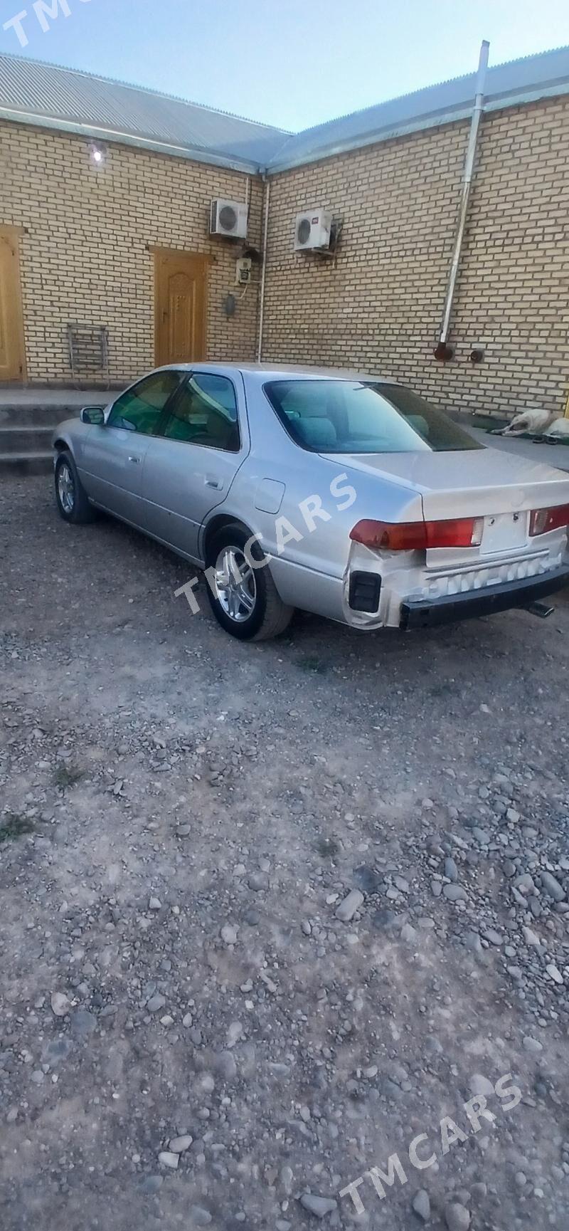 Toyota Camry 2001 - 121 000 TMT - Серахс - img 3