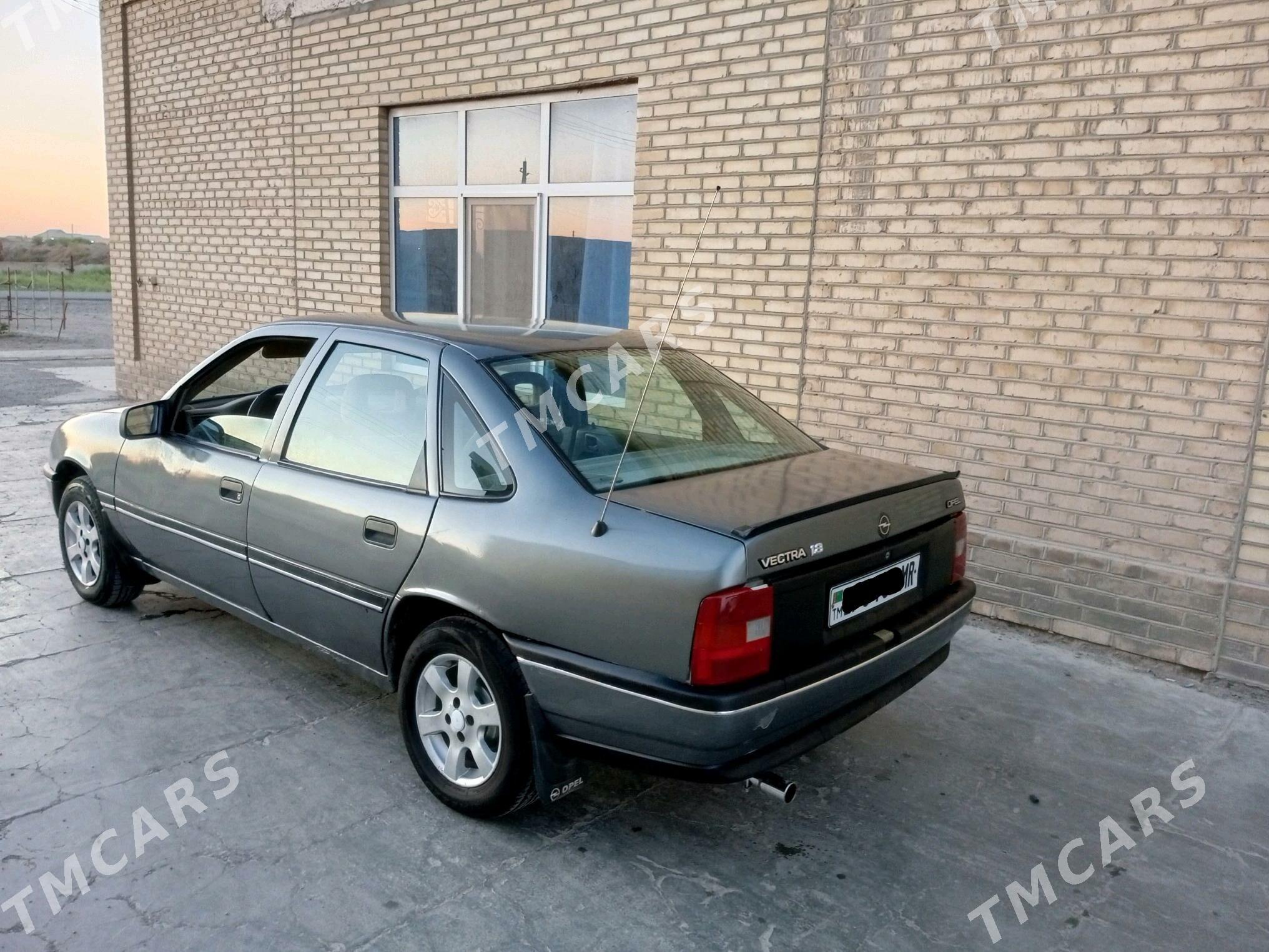 Opel Vectra 1992 - 20 000 TMT - Mary - img 6