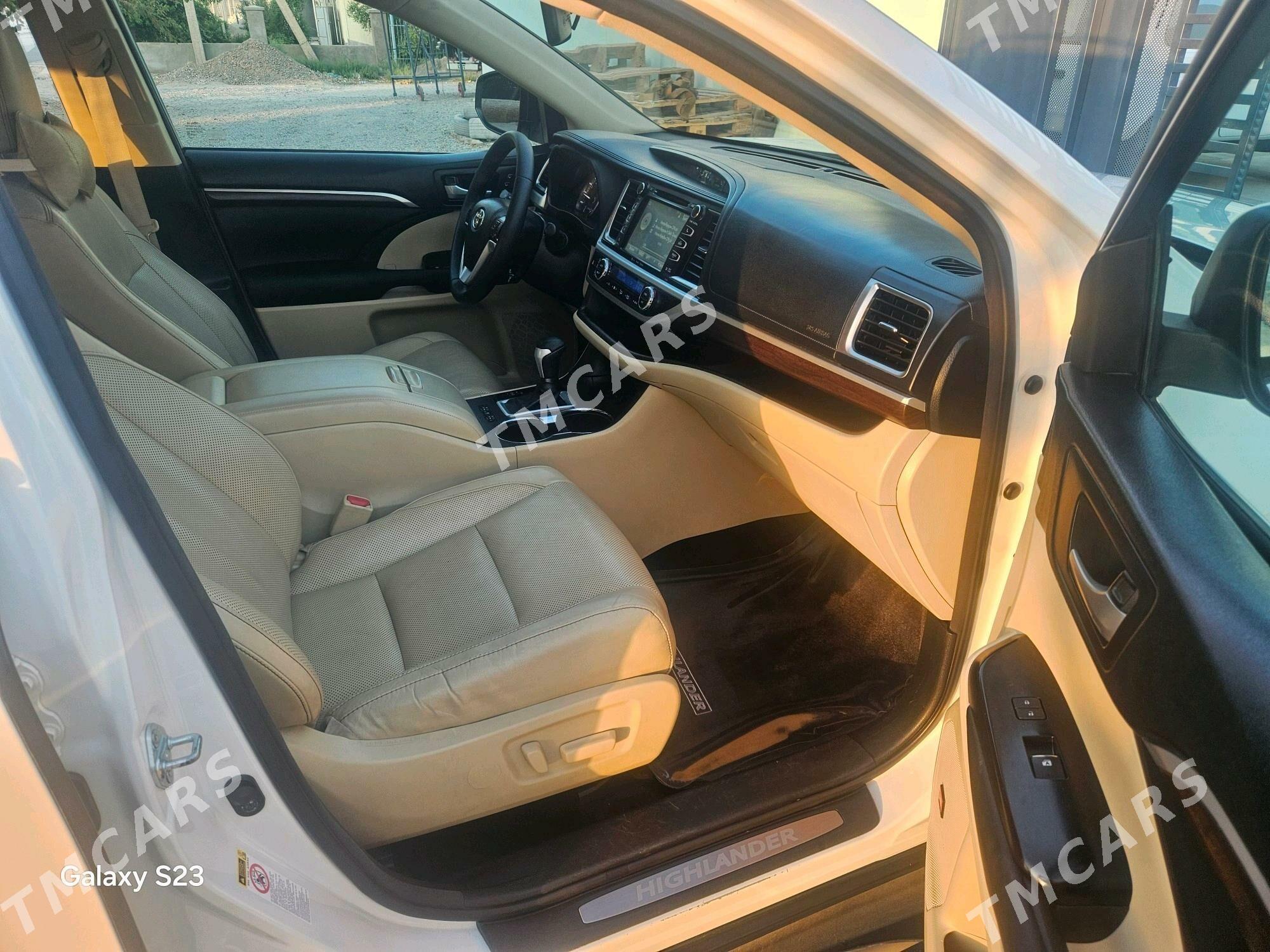Toyota Highlander 2016 - 400 000 TMT - Gyzylarbat - img 6