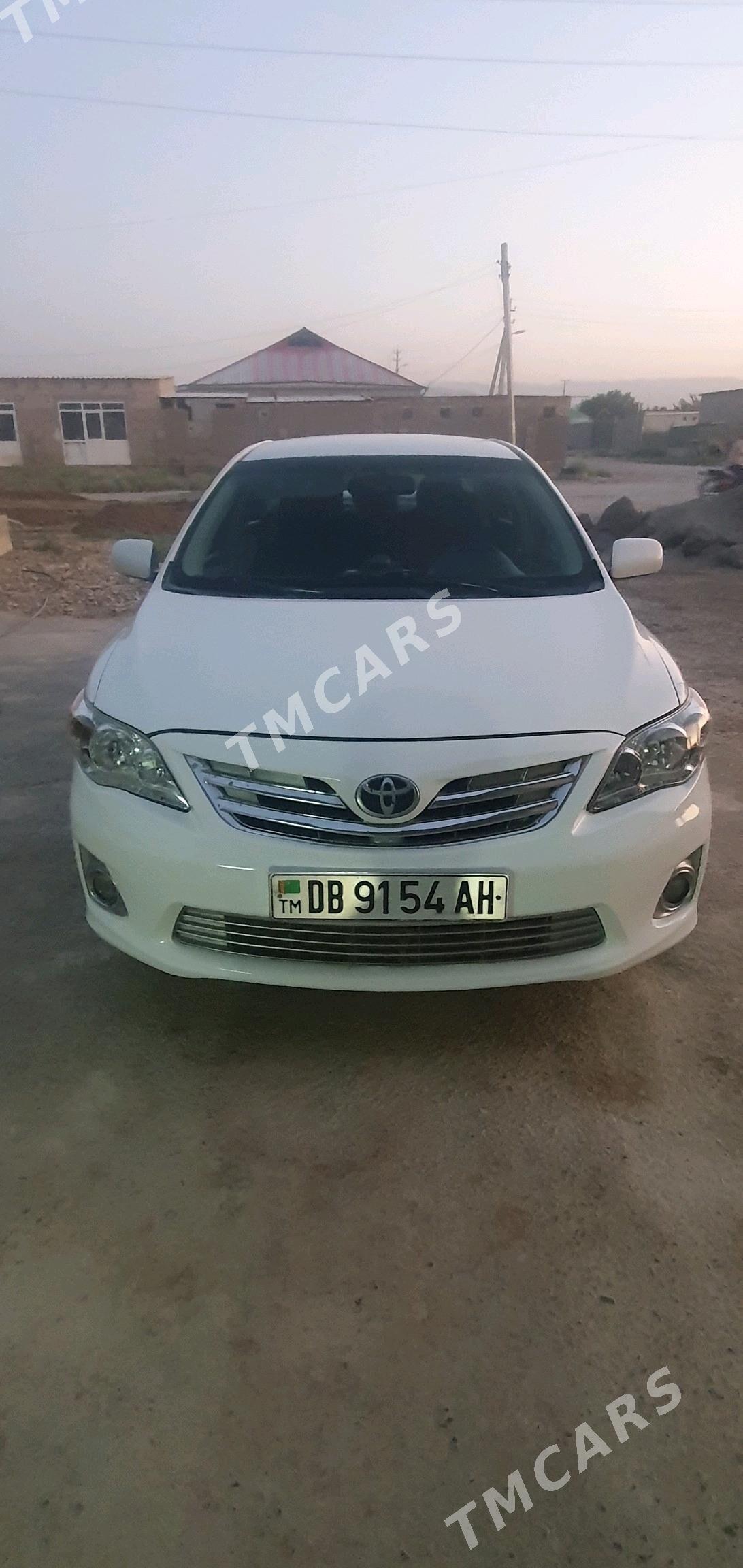 Toyota Corolla 2013 - 170 000 TMT - Ak bugdaý etraby - img 2