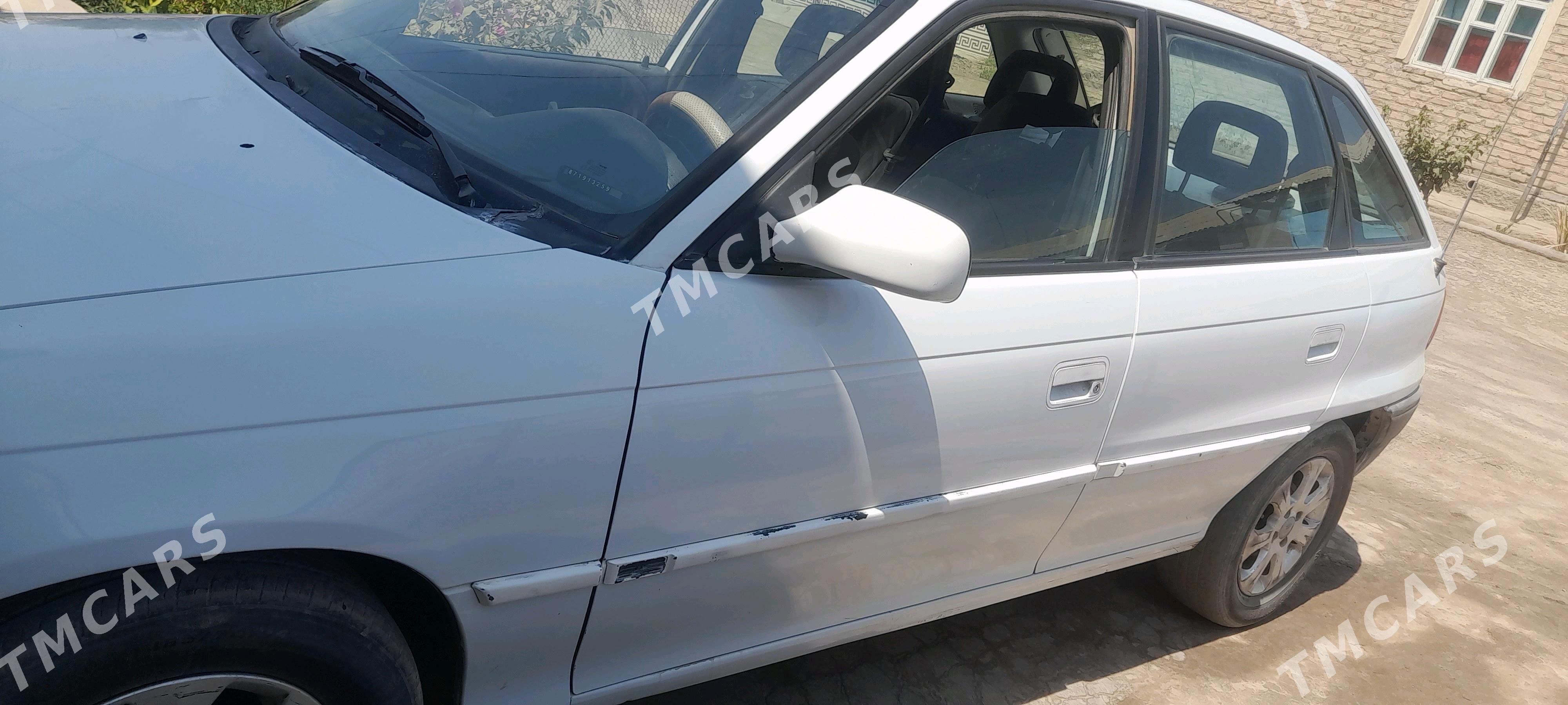 Opel Astra 1995 - 50 000 TMT - Кёнеургенч - img 3