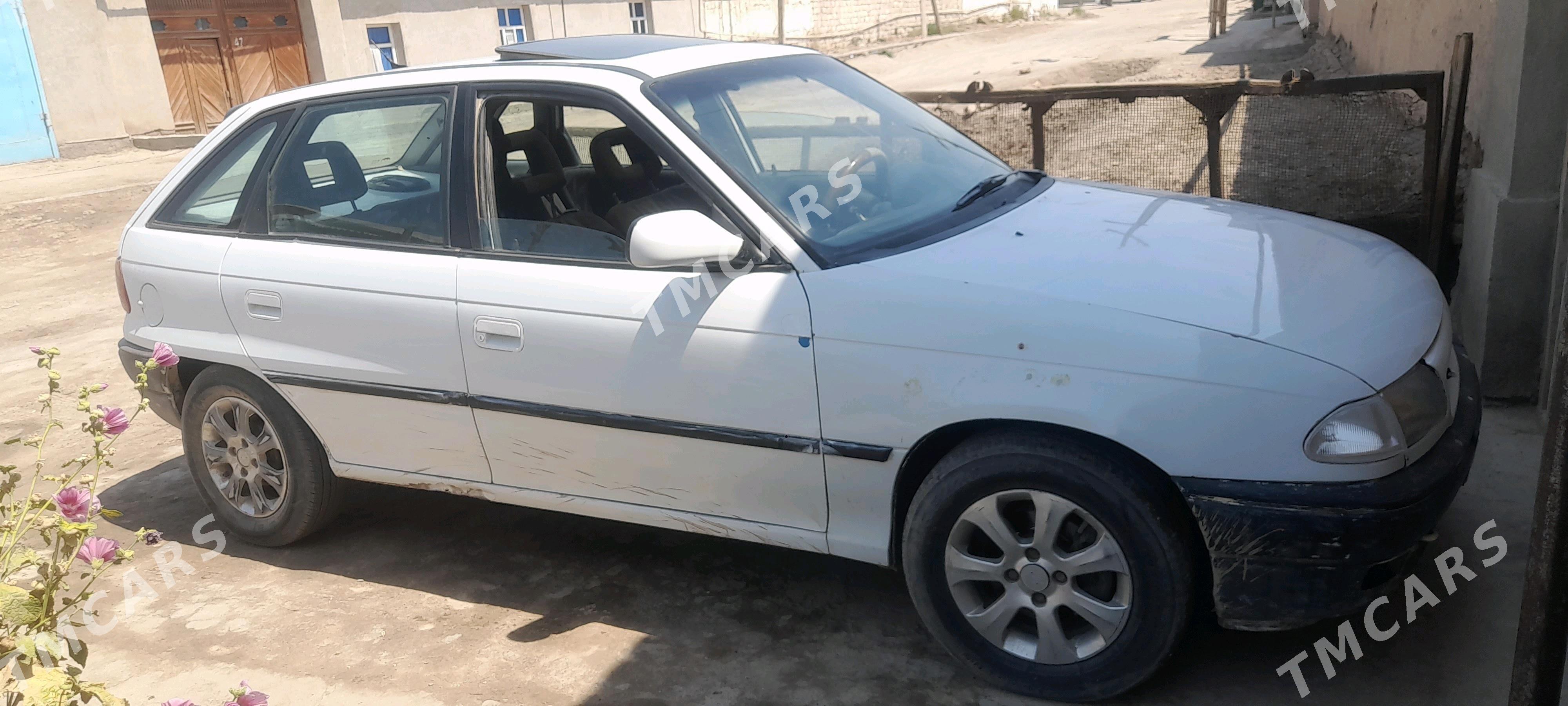 Opel Astra 1995 - 50 000 TMT - Кёнеургенч - img 4